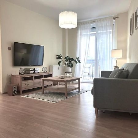 Home In The Heart Of The City براتسيلافا المظهر الخارجي الصورة